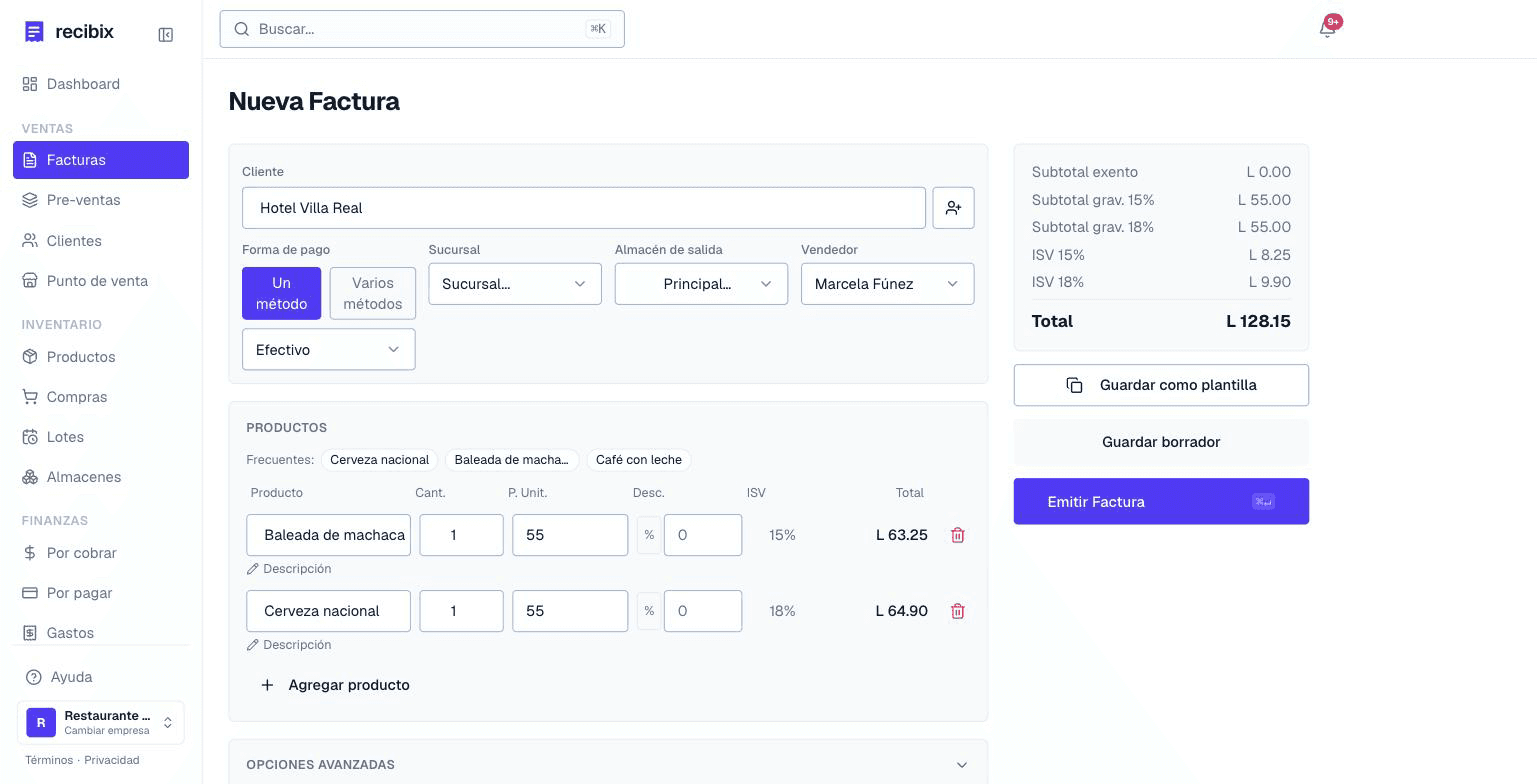 Factura en preparación en Recibix con el cliente elegido, dos productos y el ISV calculado por línea